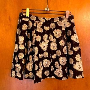 Forever 21 gold and black fancy skirt size S